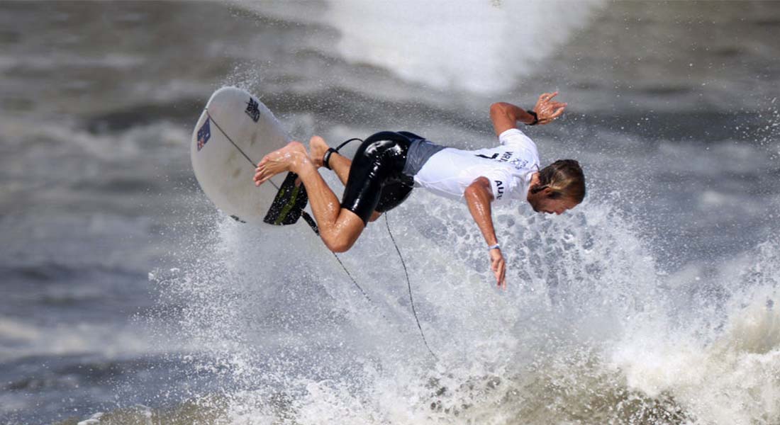 Owen Wright exiting the surf at the Tokyo 2020 Olympics